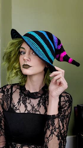 Entangled witch hat